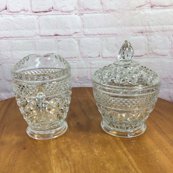 Vintage Anchor Hocking Wexford Covered Sugar and Creamer Set - Picture 2 of 9